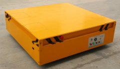 田字形布置差速小車